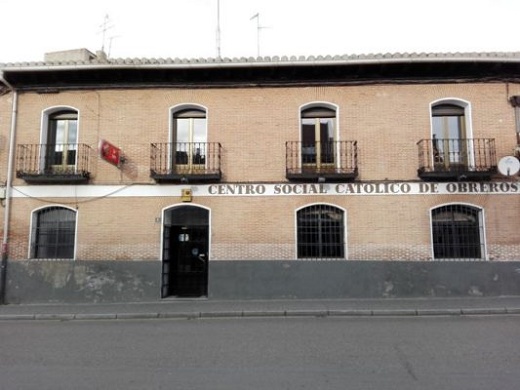 Fachada del Centro Social Católico de Obreros de Medina del Campo