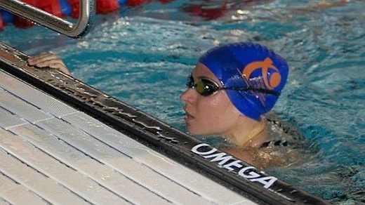 Ester Rodríguez, en la piscina de Campos Góticos, de Palencia. / El Norte