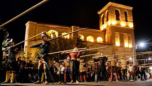 Medinanses enfrentándose a las tropas de Carlos V 