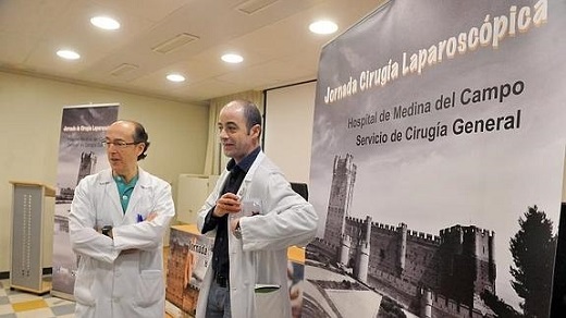 Los doctores Martín del Olmo y Toledano, en la presentación de las jornadas. / FRAN JIMÉNEZ