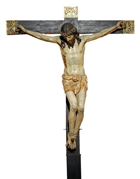 Cristo de la Paz. Juan Picardo 1554. Madera policromada / 178 x 155 cm. Colegiata de San Antolín. Medina del Campo