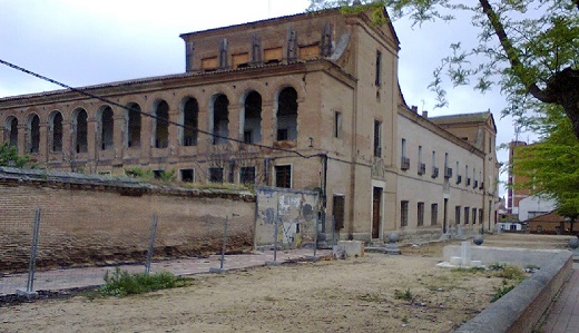 Vista lateral del Hospital de la Purísima Concepción y san Diego de Alcalá o de Simón Ruiz de Medina del Campo