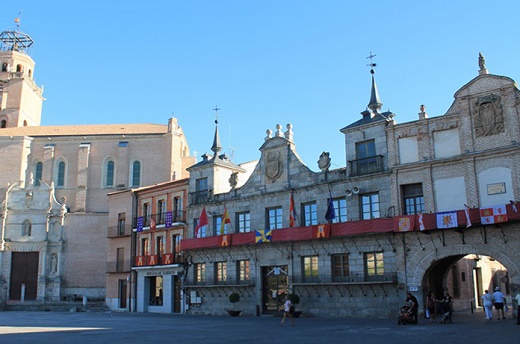 CASA CONSISTORIAL DE MEDINA DEL CAMPO. FOTO: JESÚS ANTA ROCA