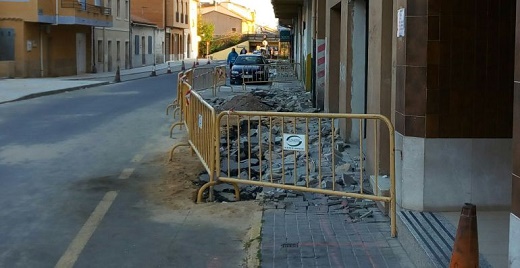 Varias obras cambian la imagen de Medina del Campo. El Grupo Popular considera que hay calles que están hechas "un desastre".
