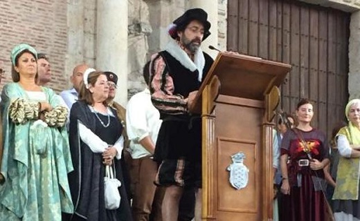 El aposentador mayor de la Feria Renacentista de Medina ensalzó la importancia de la cita para entender el devenir histórico de Castilla y León
