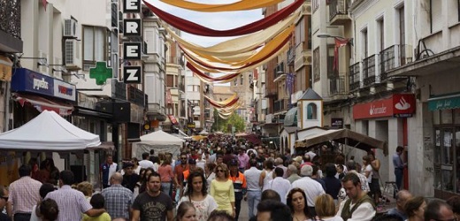 Imagen de la Calle Padilla de Medina del Campo durante la Feria Imperiales y Comuneros / Radio Valladolid