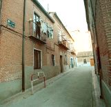 Callejón de los Cordeleros, donde no se aplicará la ORA. / F. JIMÉNEZ