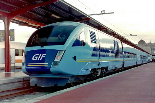 Pruebas del tren de alta velocidad Talgo Diesel entre Medina del Campo y Olmedo. 