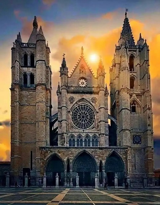 Catedral de León, catalogada la más bonita de España por "El Huffington Post"