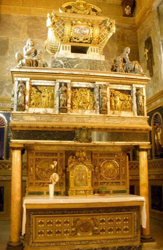 Sepulcro de San Juan de la Cruz.