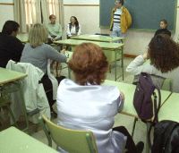 Alumnos, en un curso anterior de la UNED. / F. JIMÉNEZ