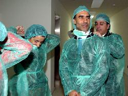 Rubén Cacho / ICAL El consejero de Sanidad, César Antón (D), visita el Hospital de Medina del Campo (Valladolid) 