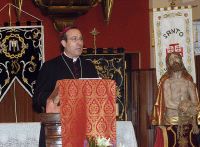 Francisco Pérez González, durante la lectura de su pregón de Semana Santa. / FRAN JIMÉNEZ