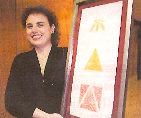 Carmen Lacruz Melgar con la obra premiada