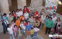 Alumnos y miembros del AMPA del colegio Nuestra Señora de las Mercedes. / FRAN JIMÉNEZ