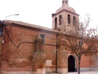 Fachada de la iglesia parroquial de Nueva Villa de las Torres. / FRAN JIMÉNEZ