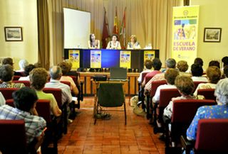 Inauguración de la Escuela de Verano, ayer en Medina del Campo.eldiadevalladolid.com