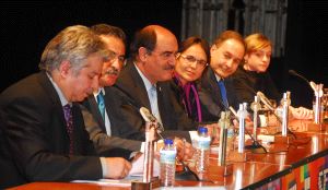 Emilano Allende, Alejandro Garca, Crescencio Martin, Mara Luisa Herrero, Fernando Lara y ngela Armero, en la presentacin del festival. / FRAN JIMNEZ