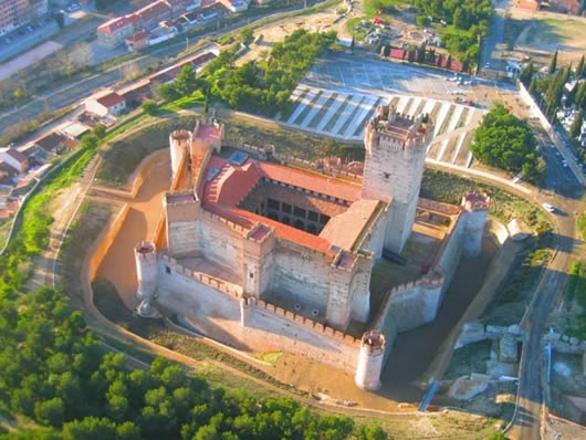 Castillo de la Mota de Medina del Campo ha conseguido alzarse con el primer puesto en el concurso Joyas de Castilla y León organizado por El Norte de Castilla