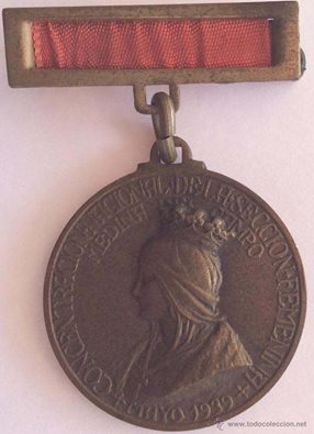 Medalla conderación del ejercito a la sección femenina de Medina del Campo, año 1939.