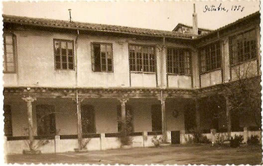 Palacio del Marqués de Falces, por entonces colegio de Jesuitas. Octubre de 1935