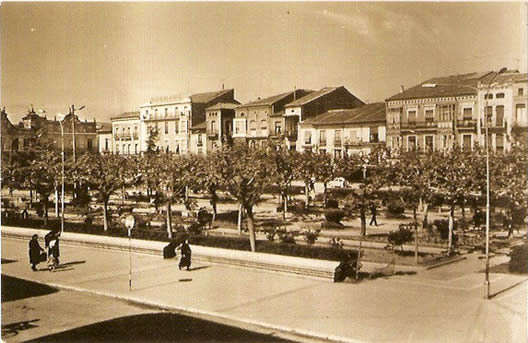 Vista general de la Plaza Mayor. 1961