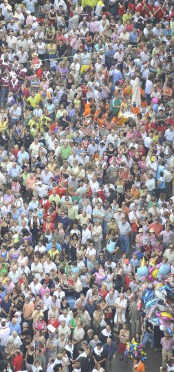 La Plaza Mayor, desde la torre de la Colegiata. / FOTOS FRAN JIMÉNEZ