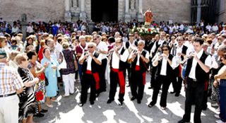 Procesión en honor a su patrónSan Antolín eldiadevalladolid.com