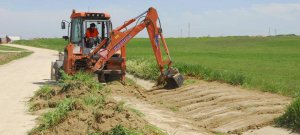 Obras del taller de empleo en la Cañada Real de Extremadura. ::  FRAN JIMÉNEZ