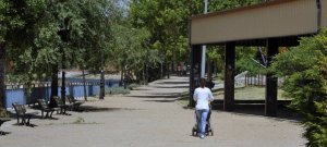 Parque de Aguacaballos de Medina del Campo, zona donde se prevé hacer el vial. :: FRAN JIMÉMEZ