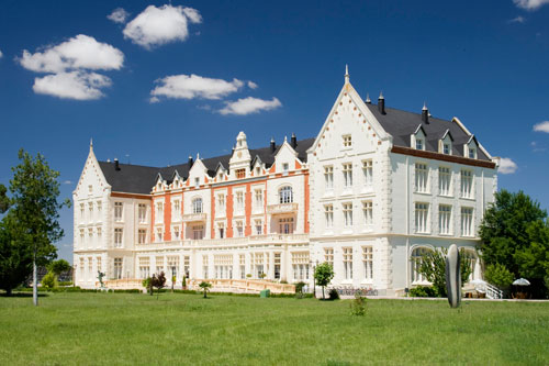 Palacio-Balneario de las Salinas