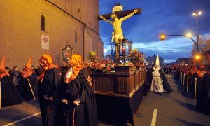 El Cristo de la Agonía, durante la procesión. ::  FRAN JIMÉNEZ