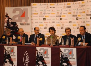 Políticos y directores, durante la presentación de la semana medinense de cine. :: P. GONZÁLEZ