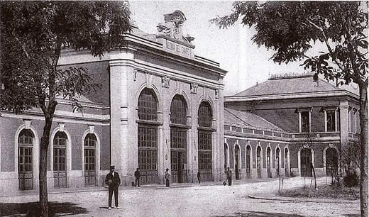 Estación del ferrocarril de Mwdina del Campo