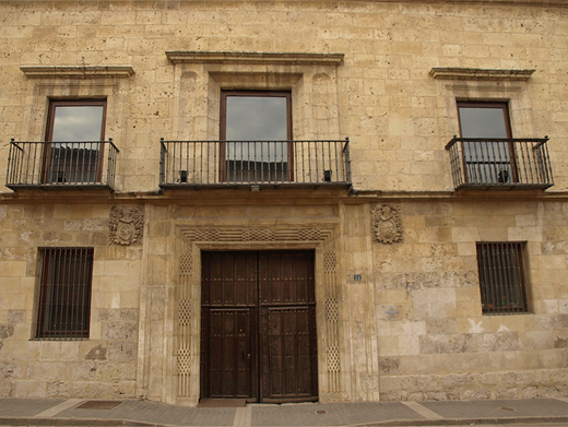 Fachada principal del Palacio Marqués de Falces, actualmente, año 2013, Casa de la Cultura de Medina del Campo