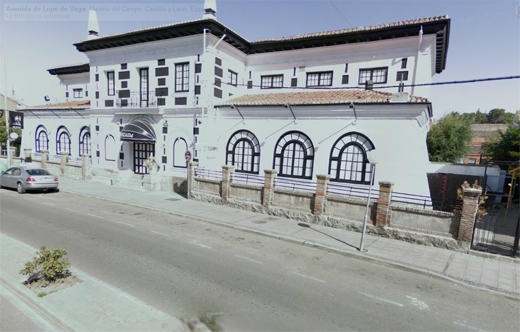 Antigua Escuelas Ferroviarias, hoy Sala Zeuz de Medina del Campo