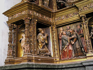 Detalle scultura orante del obispo Juan Ruiz de Medina de Juan Rodríguez, Pedro de Salamanca y colaboradores. Hacia 1540. Madera policromada 85 x 54 x 20 cm. Retablo Mayor de la Colegiata de San Antolín