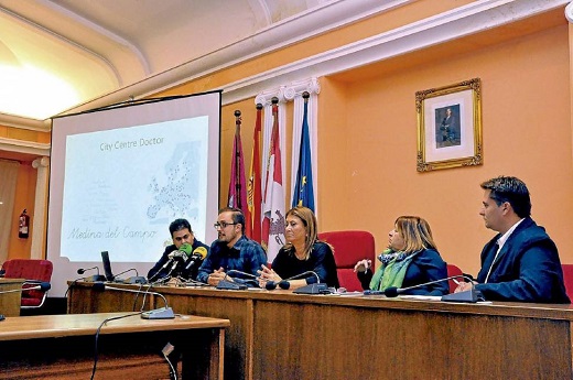 Blanes, Lorente, López, Alonso y Muriel ayer, durante la presentación de la estrategia europea. - Santiago