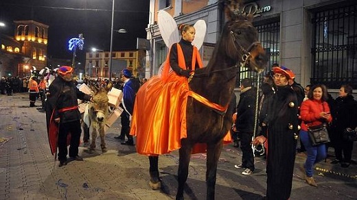 Cabalgata de una edición anterior, con burros y caballos. / F. J.