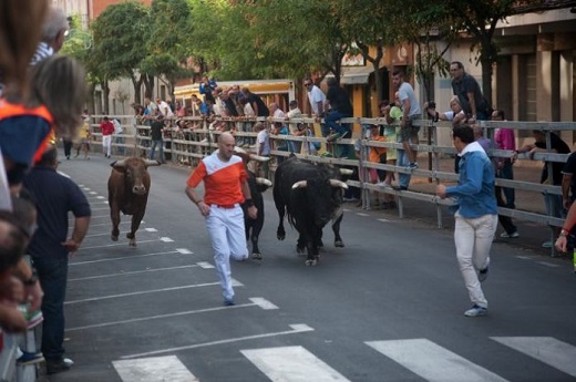 El Ayuntamiento destaca la “tranquilidad y belleza” del tercer encierro tradicional.