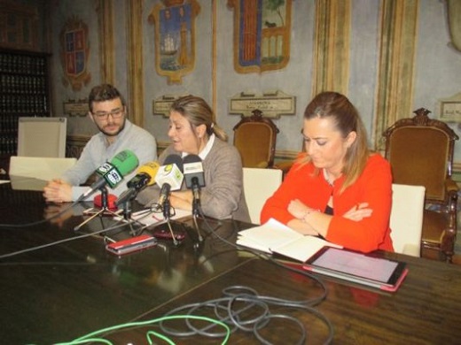 Luis Manuel Pascual, Teresa López y Virginia Barcones.