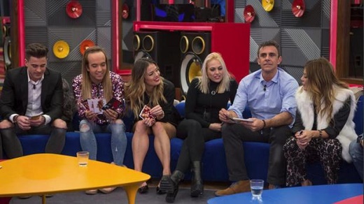 Sergio Ayala (izquierda), con el resto de concursantes del programa de Telecino - Twitter GHVip