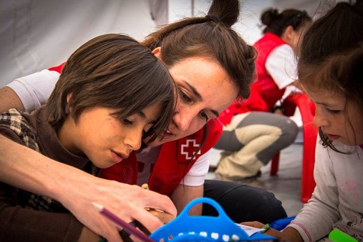 Cruz Roja pone en marcha campañas de atención a la infancia / Cadena Ser