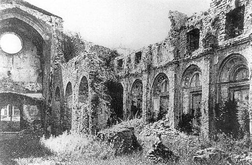 Monastrio de Santa María la Real de Aguilar de Campoo (Palencia) antes de su restauración