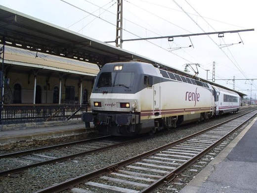 El corredor Medina-Valladolid-Palencia es vital a juicio de los grupos políticos medinenses / Cadena Ser El corredor Medina-Valladolid-Palencia es vital a juicio de los grupos políticos medinenses / Cadena Ser