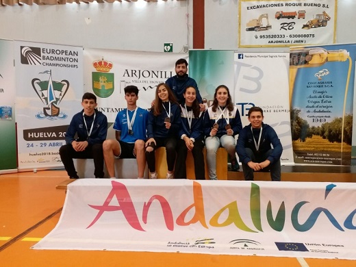 Bronce de Haideé Ojeda en Medina del Campo y cinco medallas más de la cantera del IES La Orden.