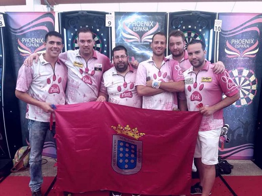 El equipo Pink viajó hasta Los integrantes del equipo Pink celebran el campeonato:Dani Pink, Hugo Leonardo, Óscar Delgado, Eduardo Garcia, Víctor Paniagua, Andrés Romeral, Javier G. Toquero