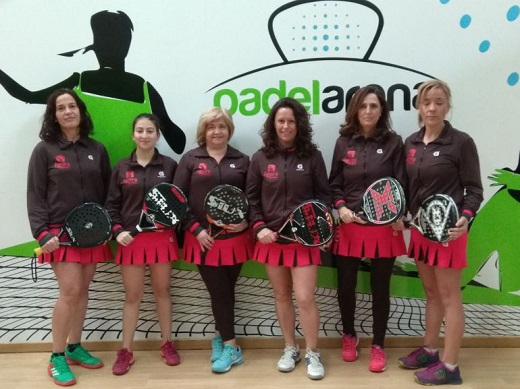 El equipo femenino de pádel de Medina del Campo compite en la liga autonómica / Cadena Ser