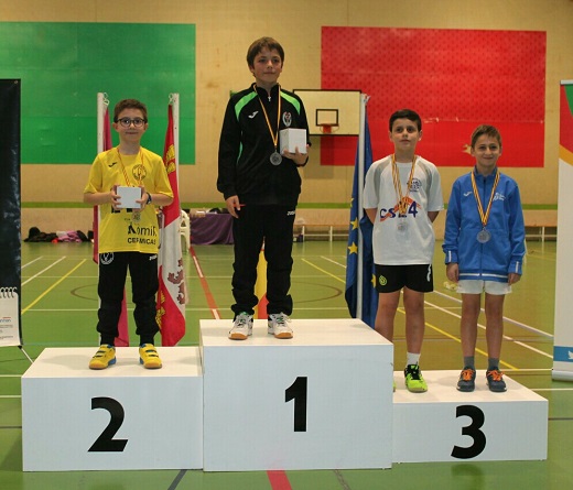 Gran actuación de los jugadores del Club Valonsadero Bádminton en Medina del Campo