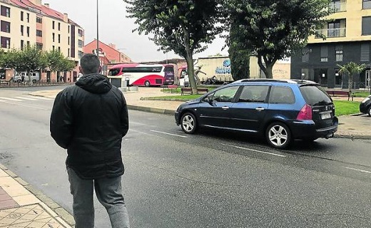 Uno de los puntos de encuentro señalizados para los niños. / P. G.